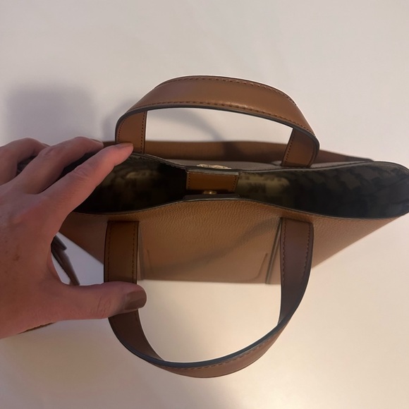 Michael Kors Hadleigh Small Double Handle Tote Bag in Luggage Leather - Picture 6 of 12